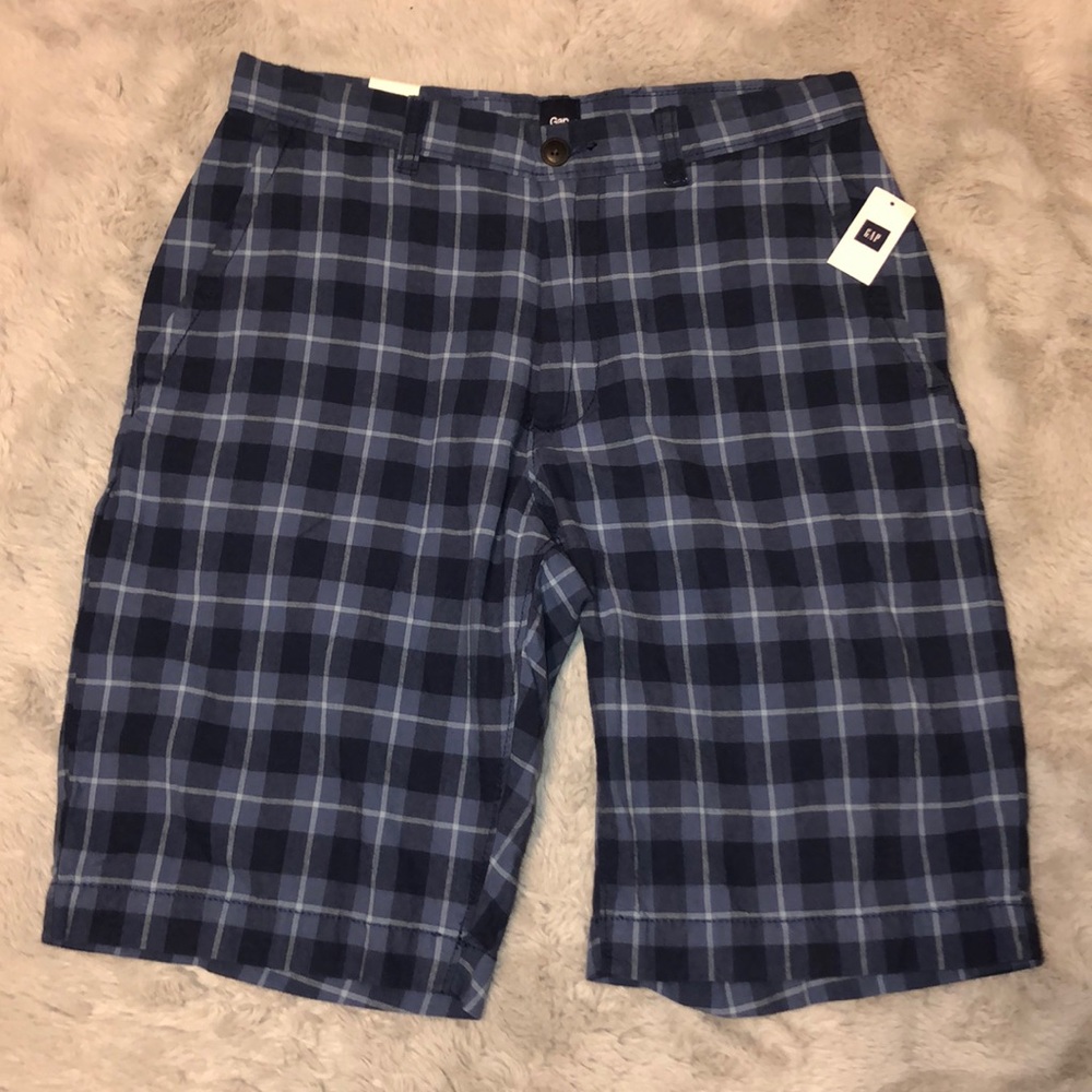 NWT PLAID SHORTS